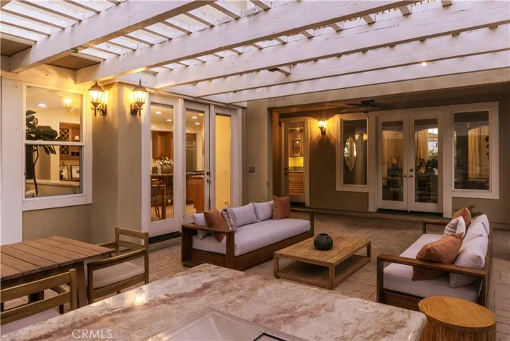 3519 Folkstone Court, Burbank, California 91504