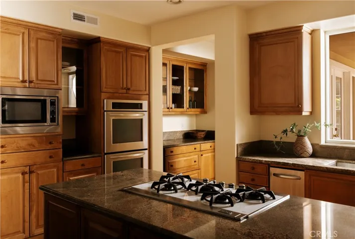 3519 Folkstone Court, Burbank, California 91504