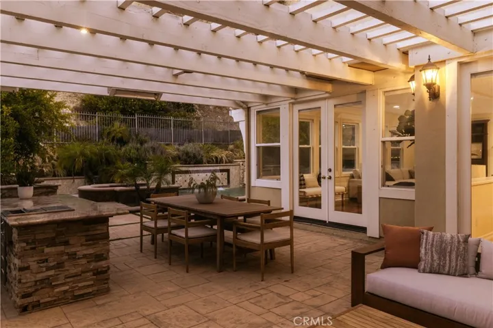 3519 Folkstone Court, Burbank, California 91504