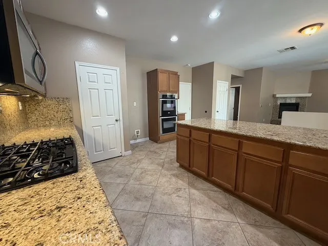 41103 Portia, Lake Elsinore, California 92532