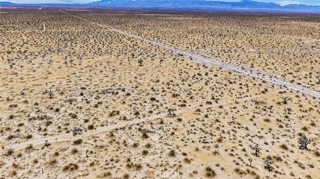 18823 Richardson Road, Adelanto, California 92301 — photo 4