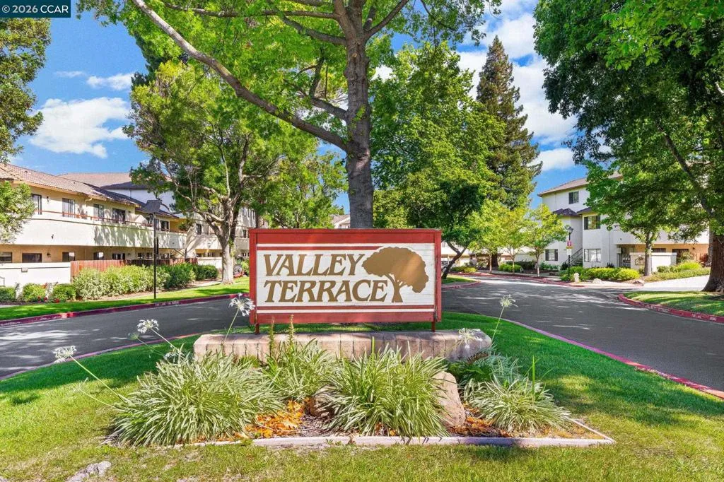 5095 Valley Crest Dr
