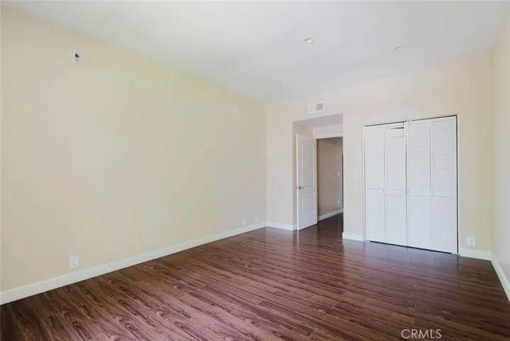 5333 Zelzah Avenue 203, Encino, California 91316