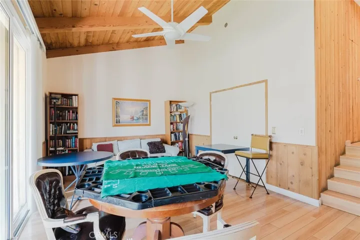 5333 Zelzah Avenue 203, Encino, California 91316