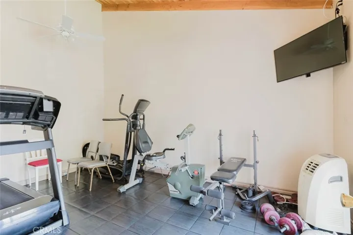 5333 Zelzah Avenue 203, Encino, California 91316