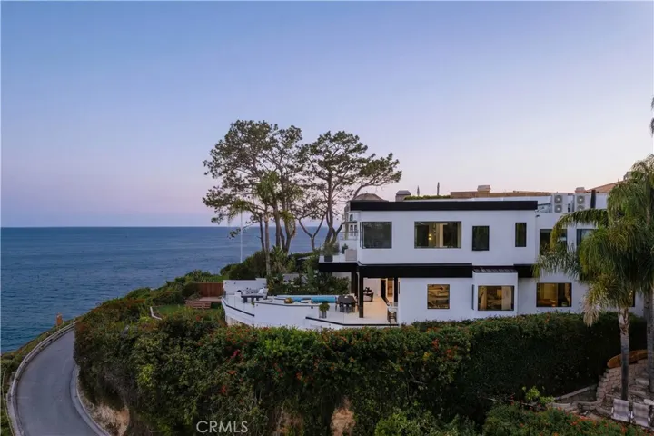 212 Hazel Drive, Corona Del Mar, California 92625