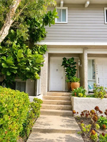 28282 Rey De Copas Lane, Malibu, California 90265