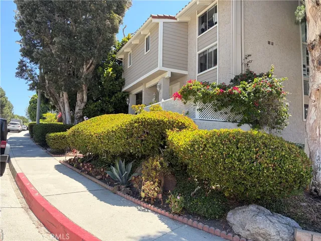 28282 Rey De Copas Lane, Malibu, California 90265