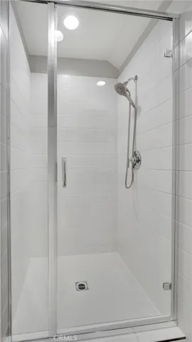 Main Level Guest Ensuite Bath
