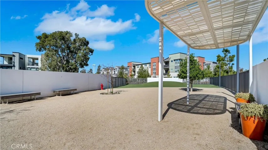 Novel Park - Large Dog Park