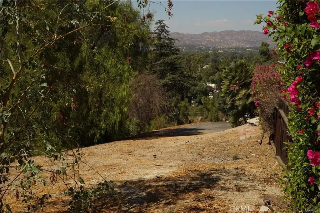 22636 Avenue San Luis, Woodland Hills, California 91364 — photo 4