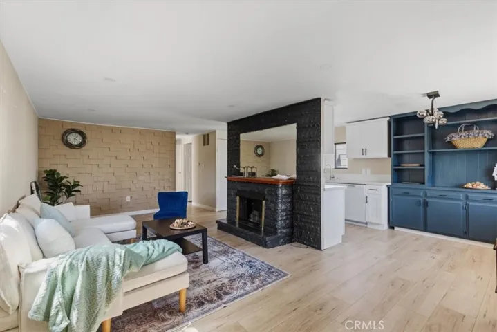 Open Kitchen & Living Area