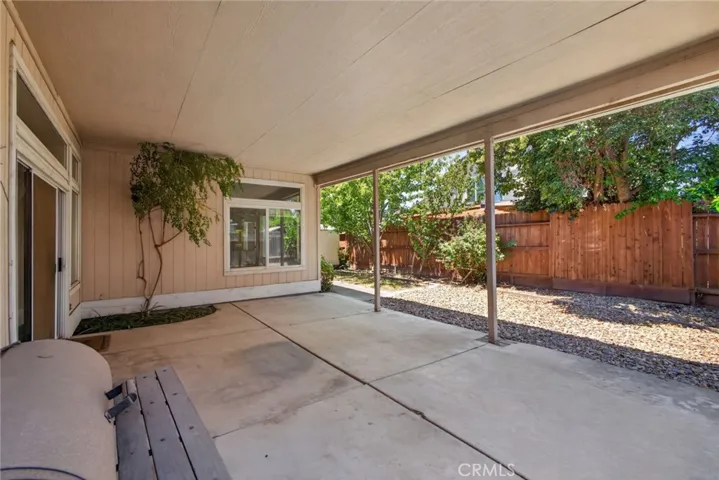 Large Covered-Patio