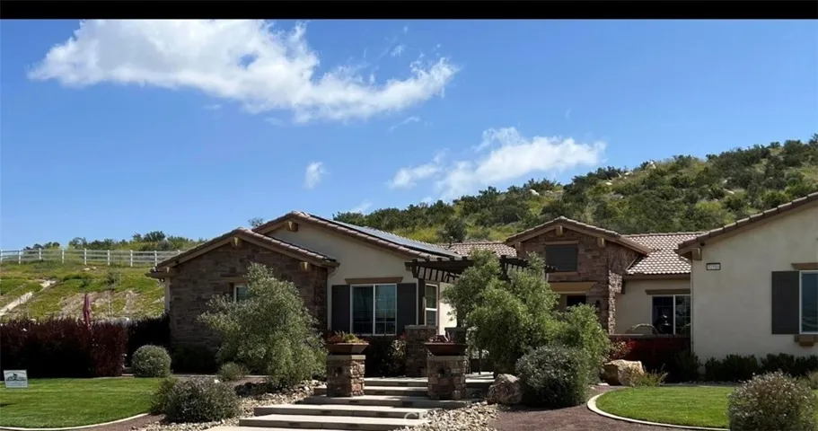 32516 Hayden Rd, Menifee, California 92584