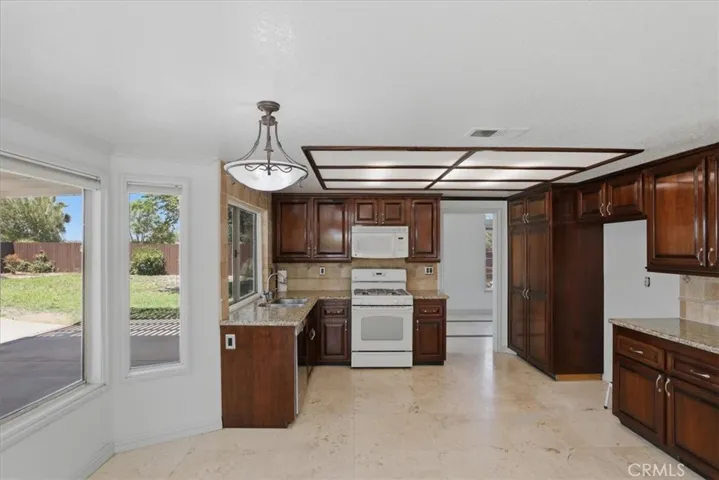 21227 Dickinson, Moreno Valley, California 92557
