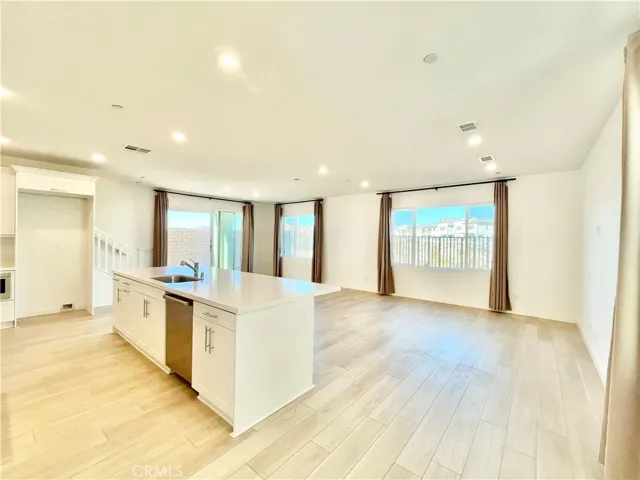 27812 Marquee Drive, Valencia, California 91381