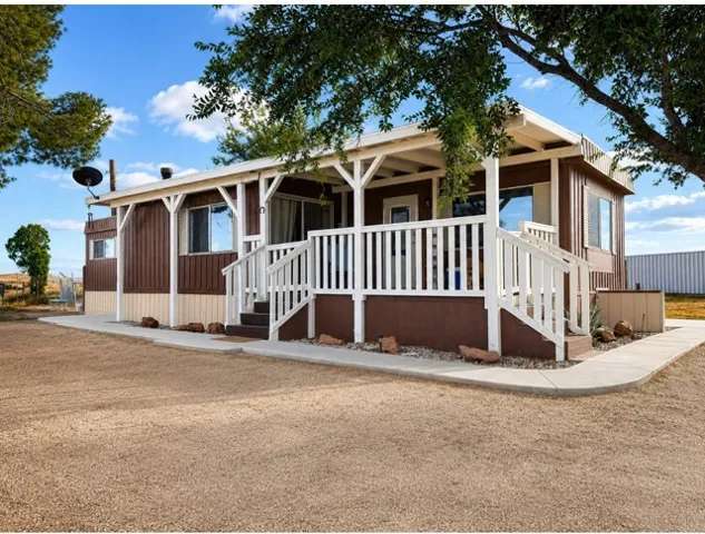 6254 Roadrunner, Rosamond, California 93560