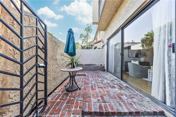 525 S Almansor Street 76, Alhambra, California 91801