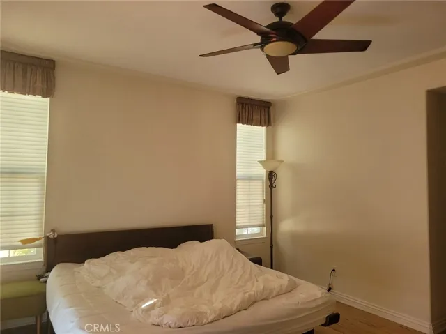 1 Saintsbury, Irvine, California 92602
