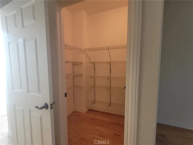 1 Saintsbury, Irvine, California 92602