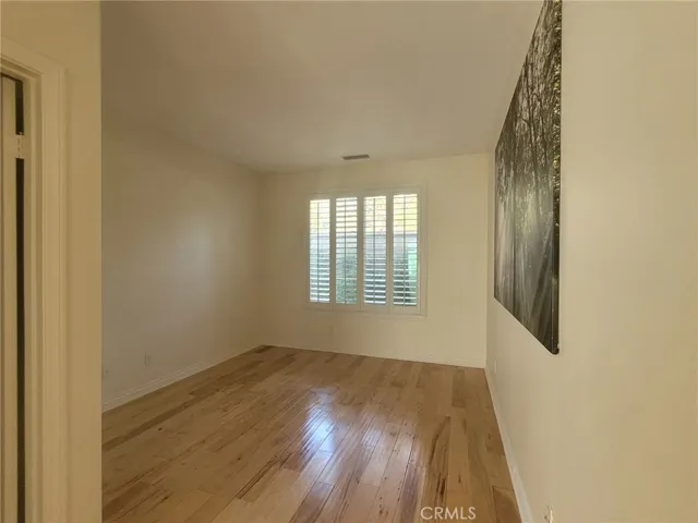 1 Saintsbury, Irvine, California 92602