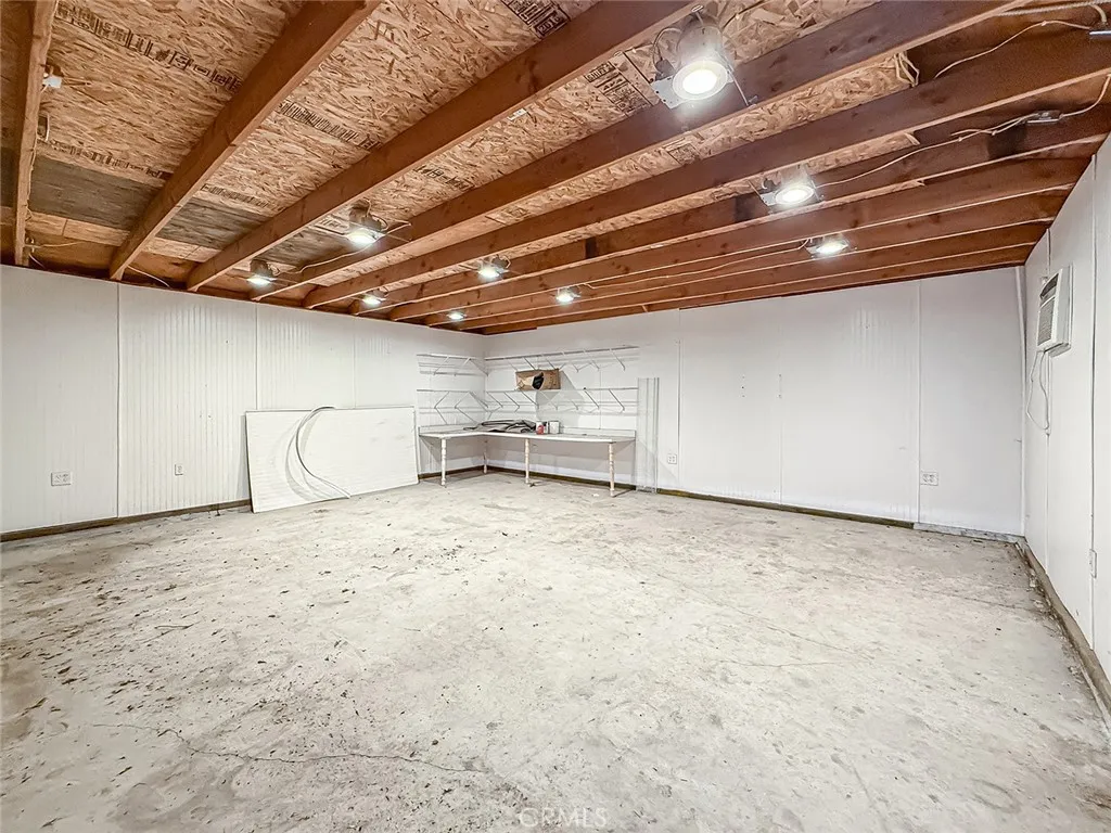 2 Car Detached garage