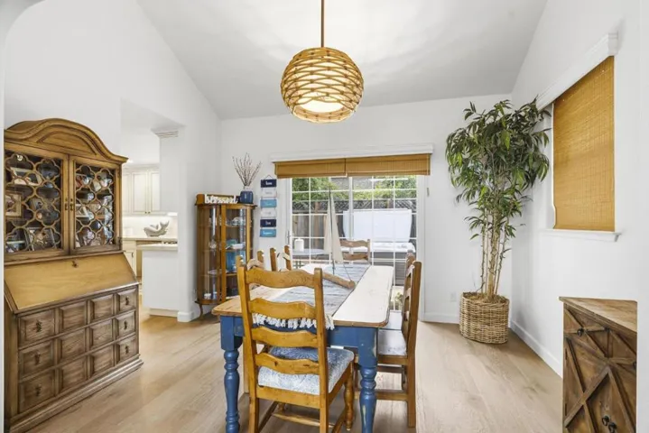 3527 Deanes Lane, Capitola, California 95010