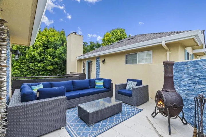 3527 Deanes Lane, Capitola, California 95010