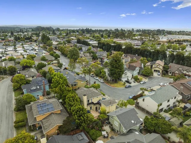 3527 Deanes Lane, Capitola, California 95010