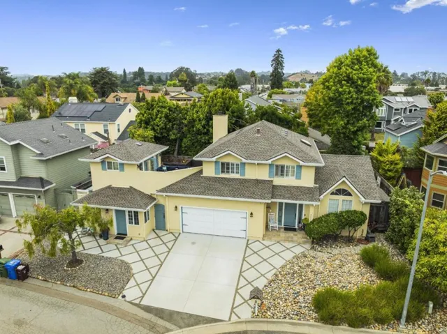 3527 Deanes Lane, Capitola, California 95010