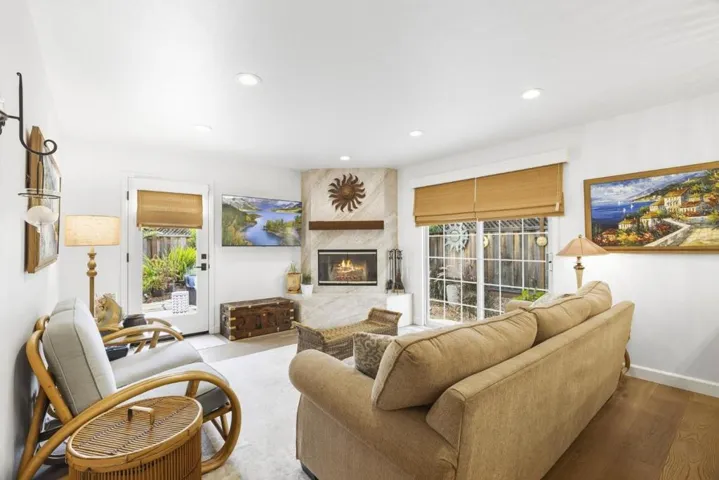 3527 Deanes Lane, Capitola, California 95010