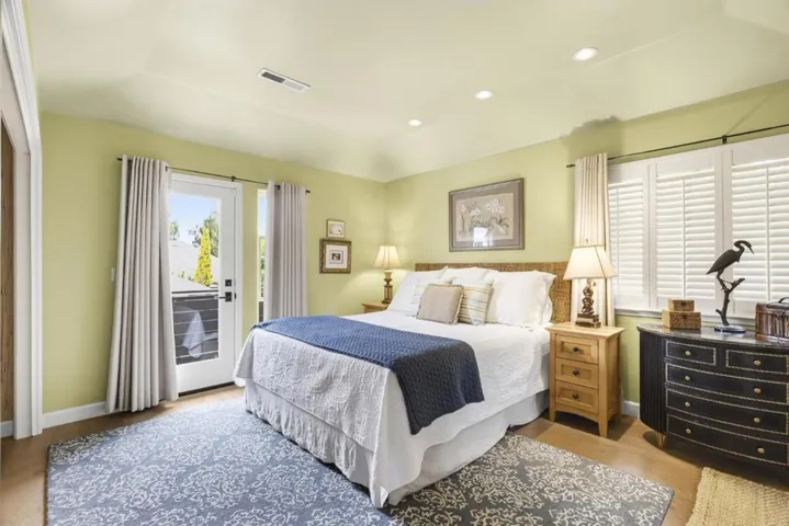 3527 Deanes Lane, Capitola, California 95010
