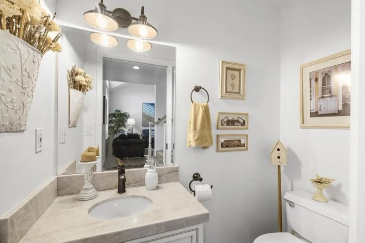 3527 Deanes Lane, Capitola, California 95010