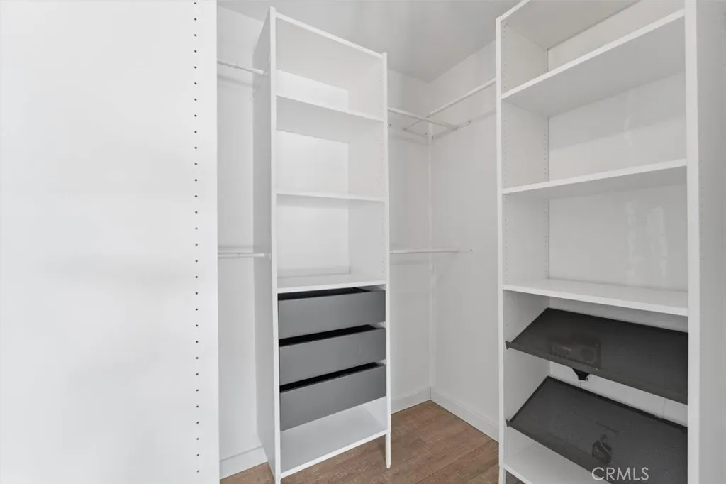Walk-in closet