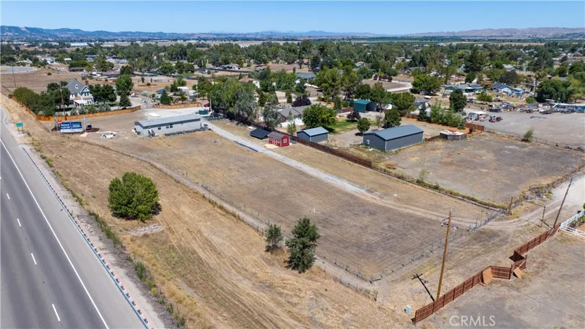 4060 Deer Creek, Paso Robles, California 93446