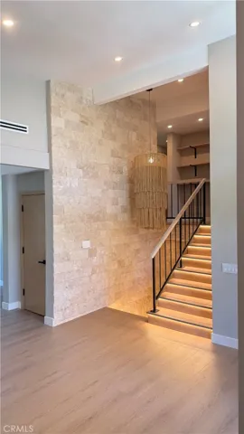 22938 Paul Revere, Calabasas, California 91302
