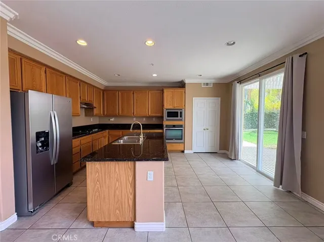 5723 Diablo, Fontana, California 92336