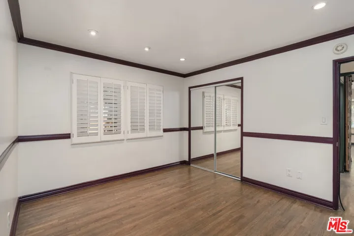 22417 Dolorosa Street, Woodland Hills, California 91367