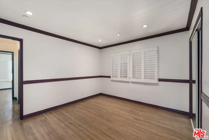 22417 Dolorosa Street, Woodland Hills, California 91367