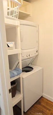 Washer & dryer off treatment room 1