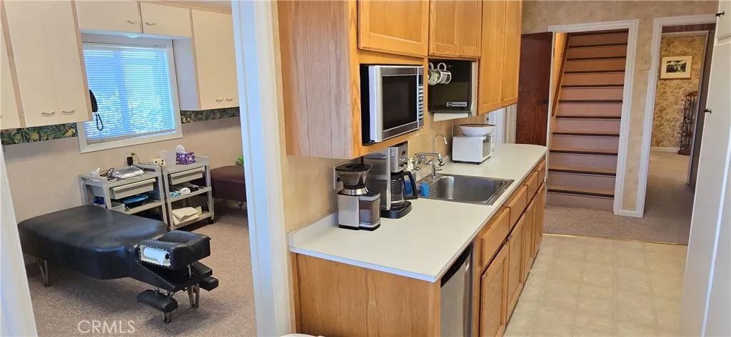 Convenience kitchen