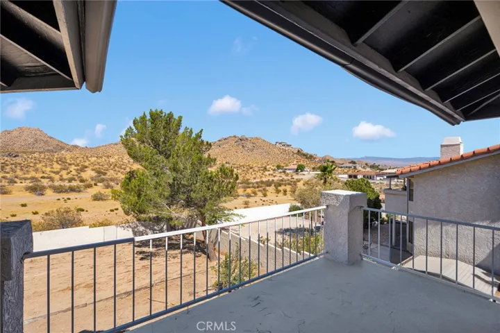 16731 Iwa Road, Apple Valley, California 92307