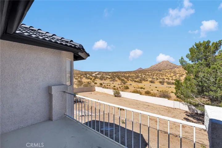 16731 Iwa Road, Apple Valley, California 92307