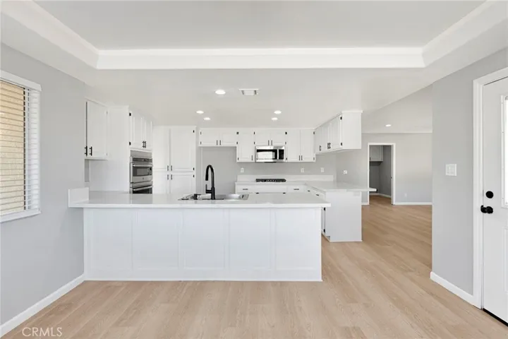 16731 Iwa Road, Apple Valley, California 92307