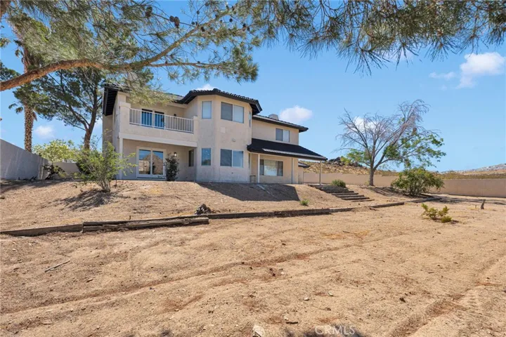 16731 Iwa Road, Apple Valley, California 92307