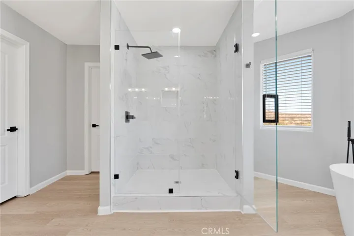 16731 Iwa Road, Apple Valley, California 92307