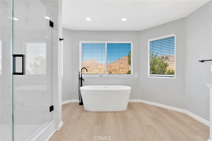 16731 Iwa Road, Apple Valley, California 92307