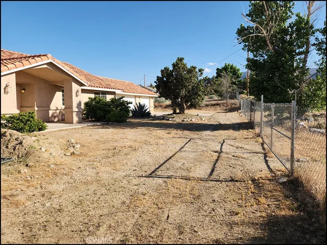 10685 Crystal Air, Pinon Hills, California 92372