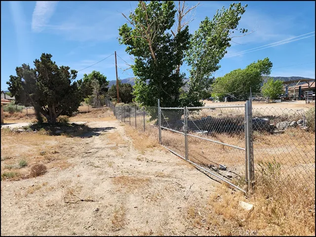 10685 Crystal Air, Pinon Hills, California 92372