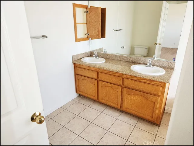 10685 Crystal Air, Pinon Hills, California 92372